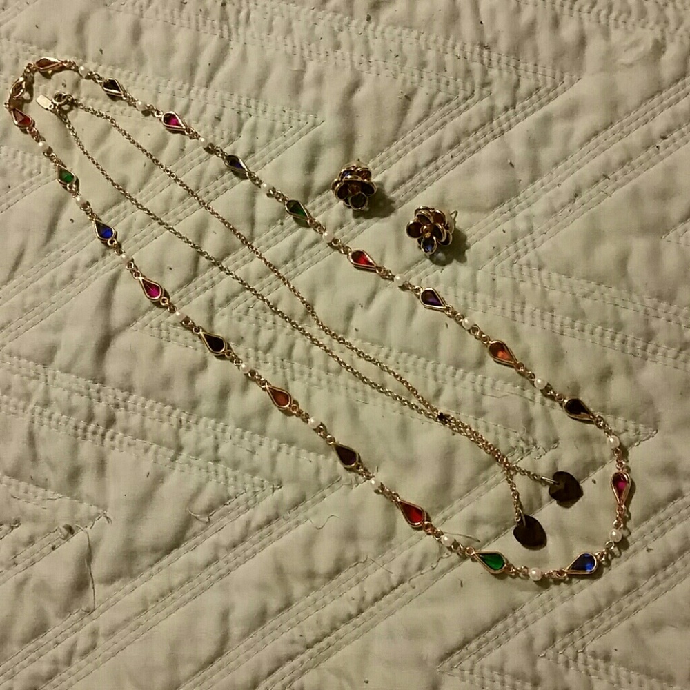 Necklace set